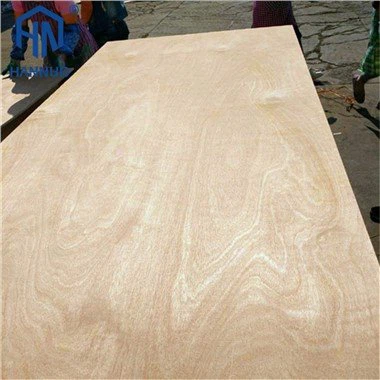 Blyant Cedar Plywood